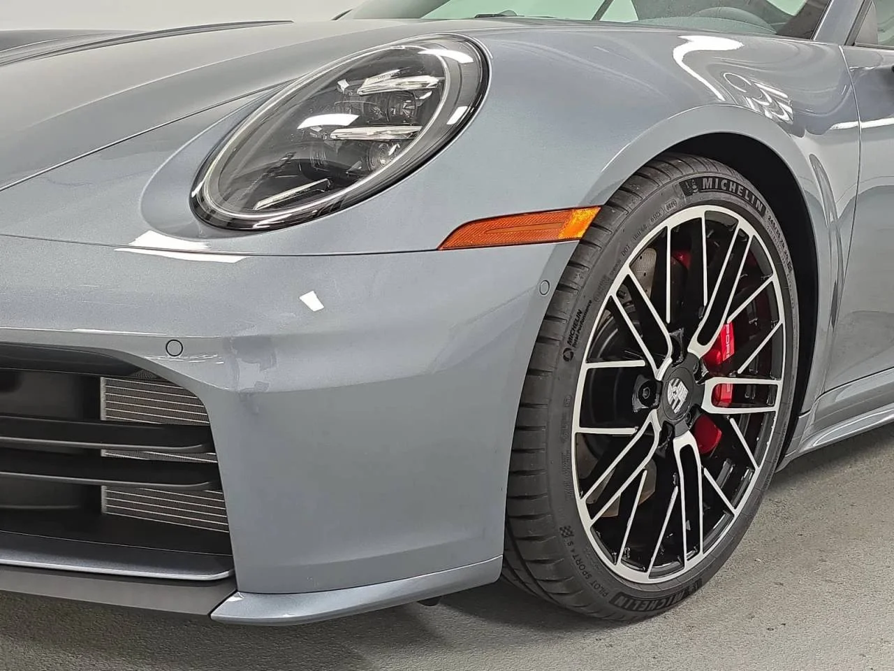 New 2026 Vanadium Grey Metallic Porsche Carrera S Cabriolet image 11