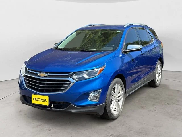 Used 2019 KINETIC BLUE METALLIC Chevrolet Premier image 1