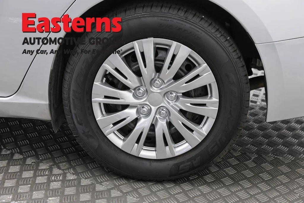 Used 2024 Silver Nissan 2.5 S image 32