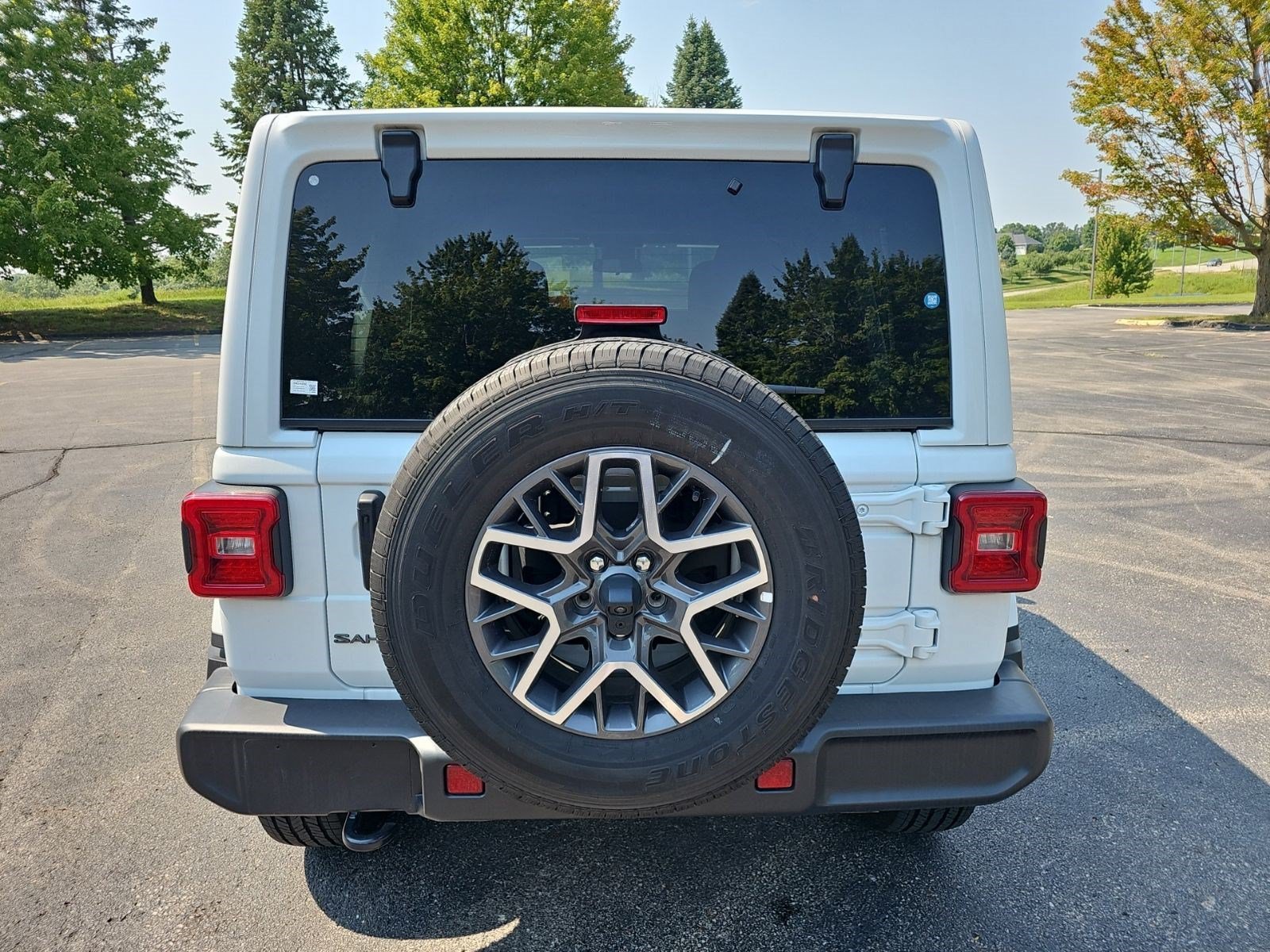 Certified Used 2025 Bright White Clearcoat Jeep Sahara image 4