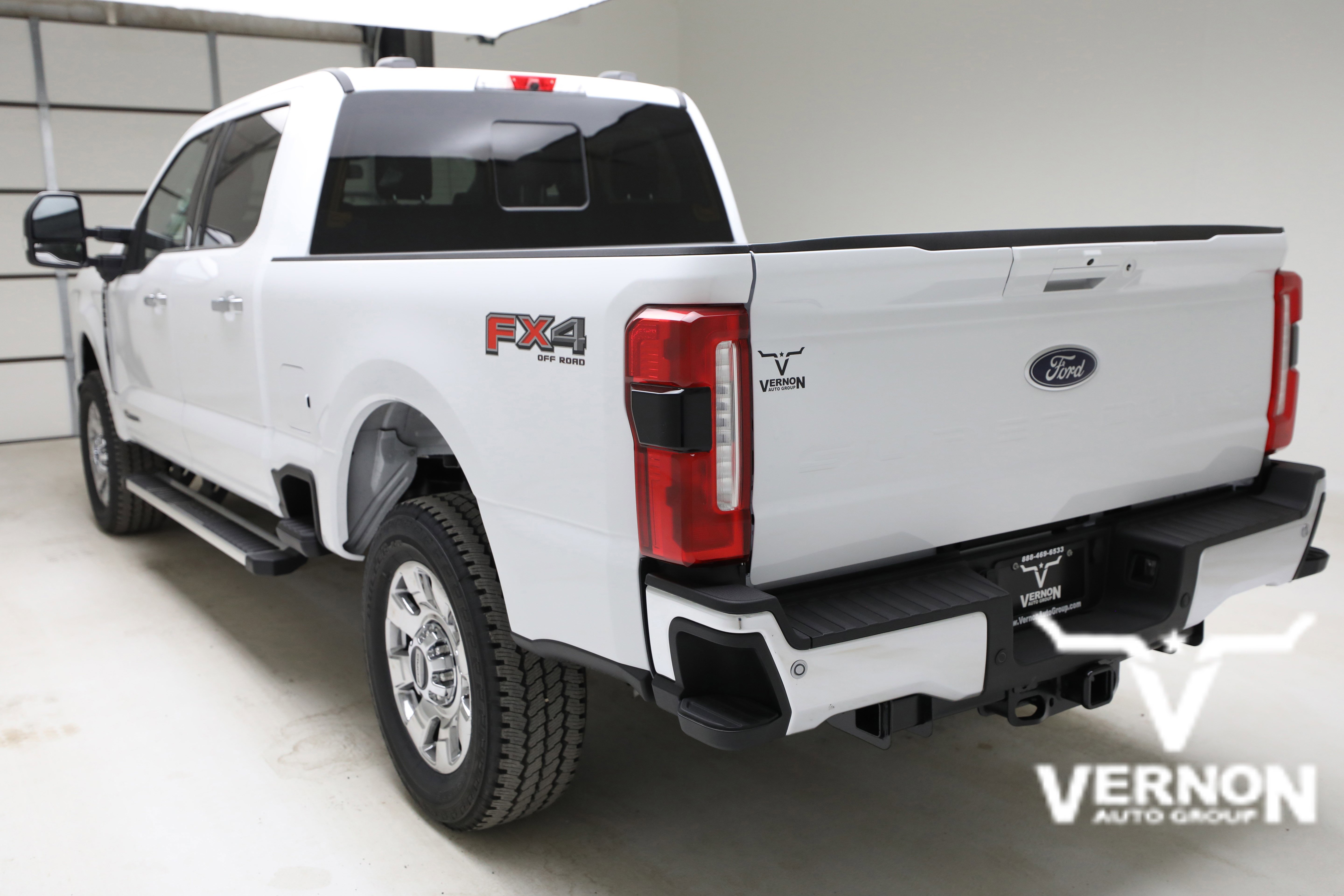 New 2026 Oxford White Ford  image 3