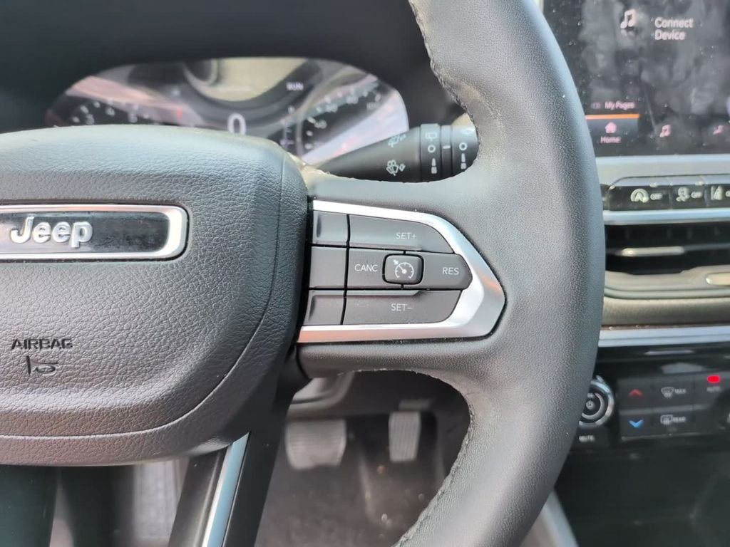 Certified Used 2023 Diamond Black Jeep Latitude image 23