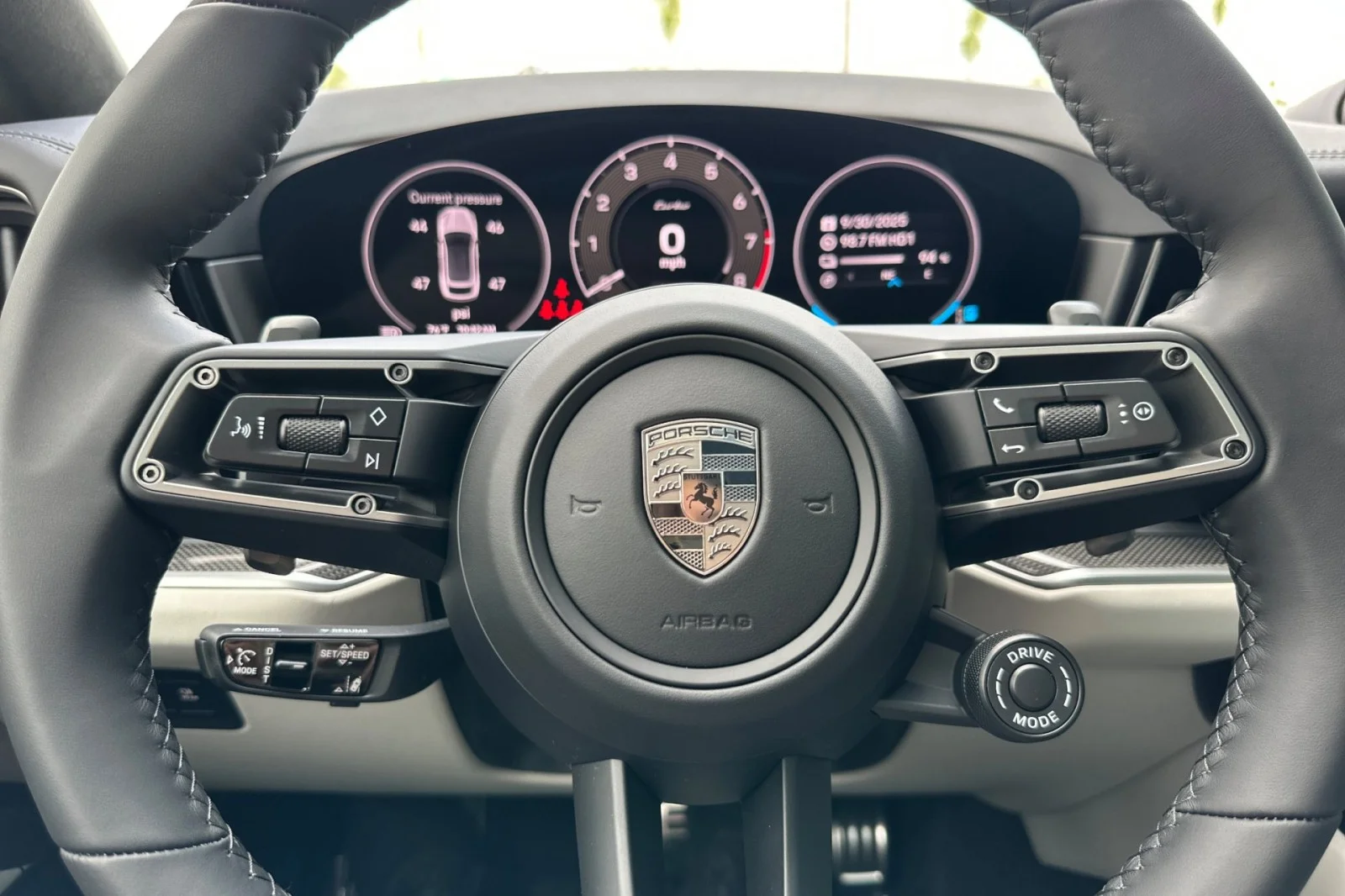 2026 Porsche Cayenne Coup Turbo E-Hybrid - Photo 24