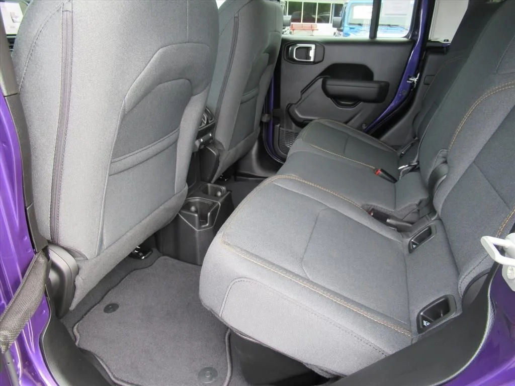 New 2026 Reign Exterior Paint Jeep Sport S image 27