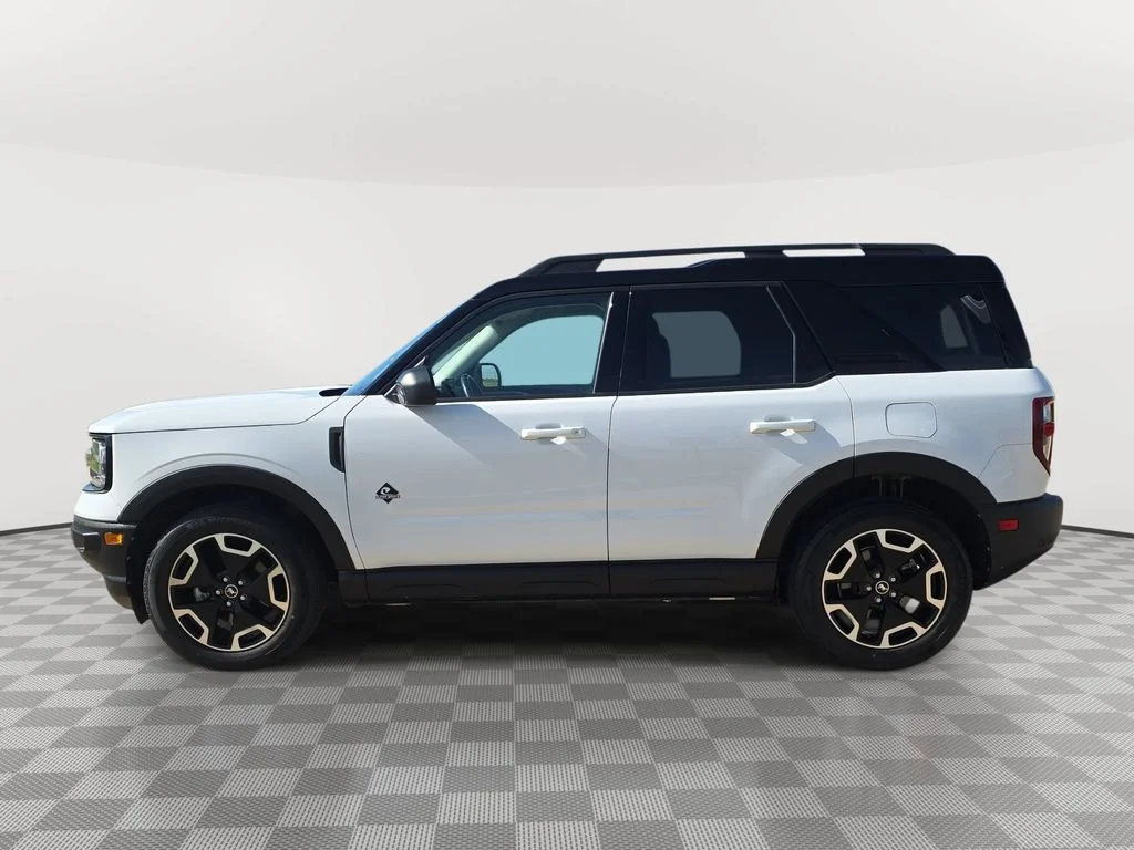 Used 2021 White Ford Outer Banks image 36
