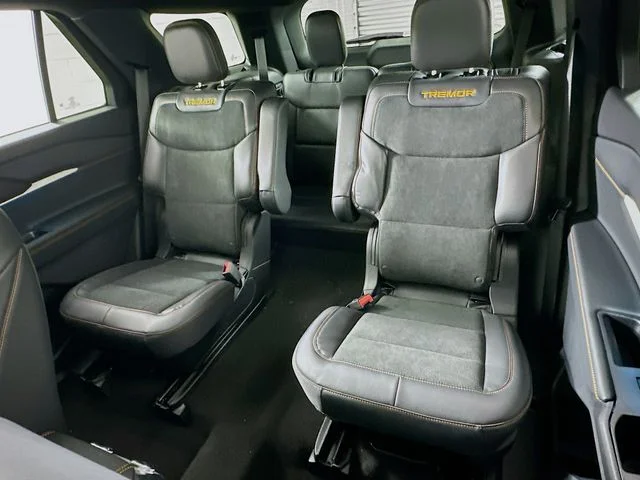 New 2026 White Ford Tremor image 11