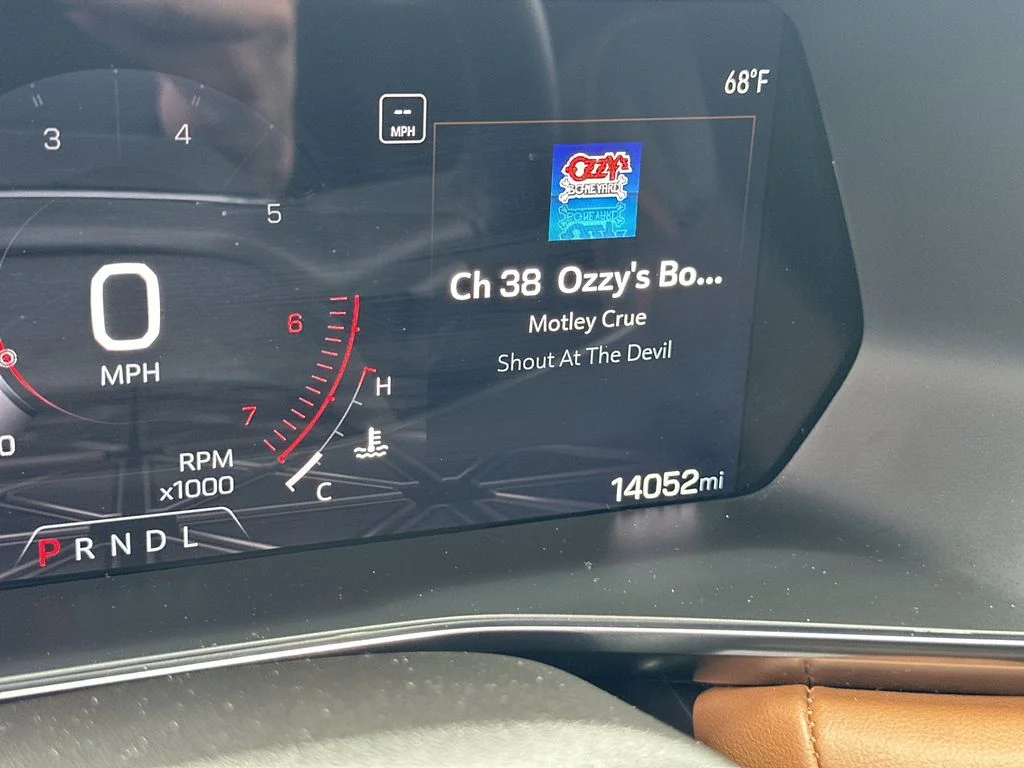 Used 2025 Silver GMC AT4 image 12