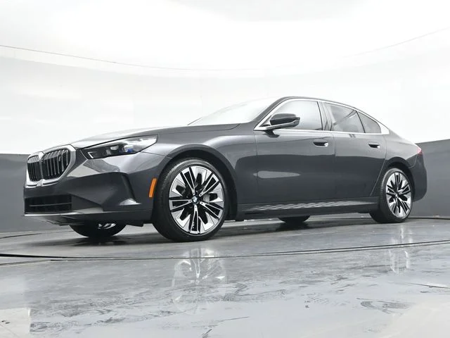Used 2025 Gray BMW eDrive40 image 39