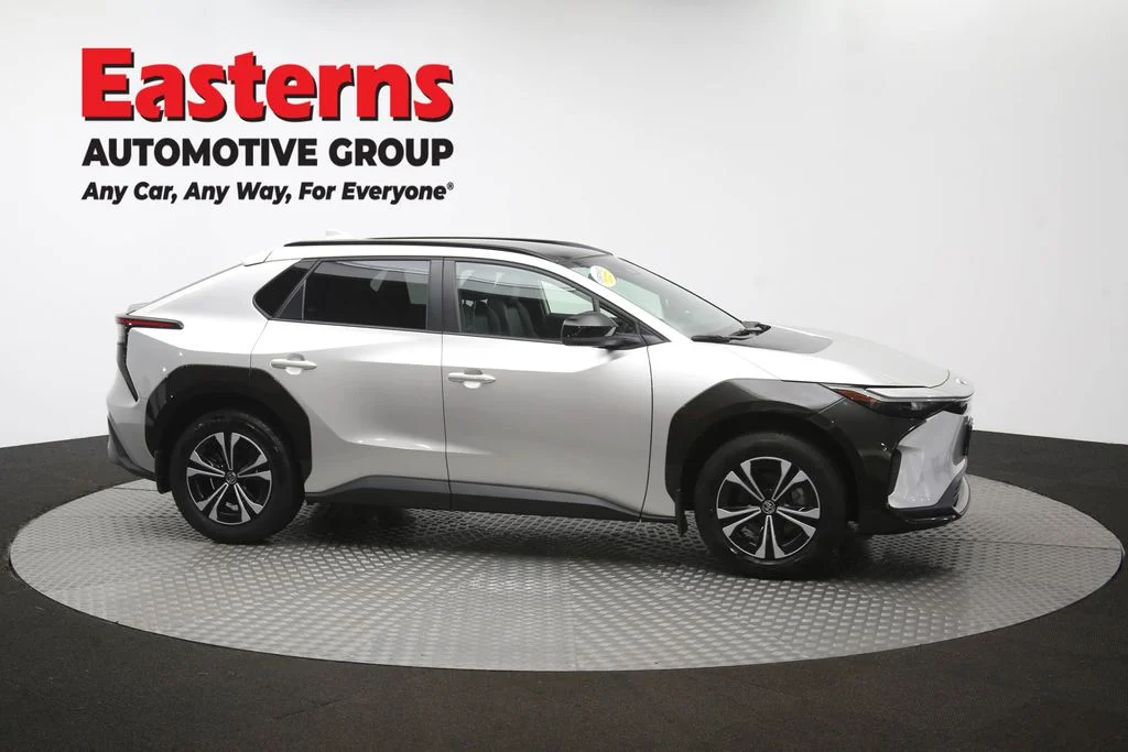 Used 2023 Silver Toyota XLE image 46