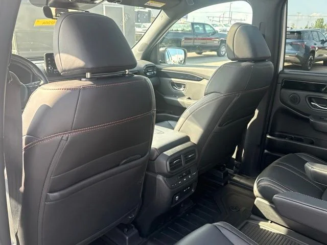 Used 2025  Honda TrailSport image 25