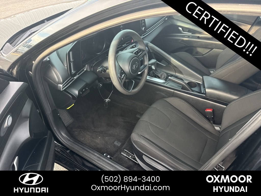 Certified Used 2022 Phantom Black Hyundai SEL image 3