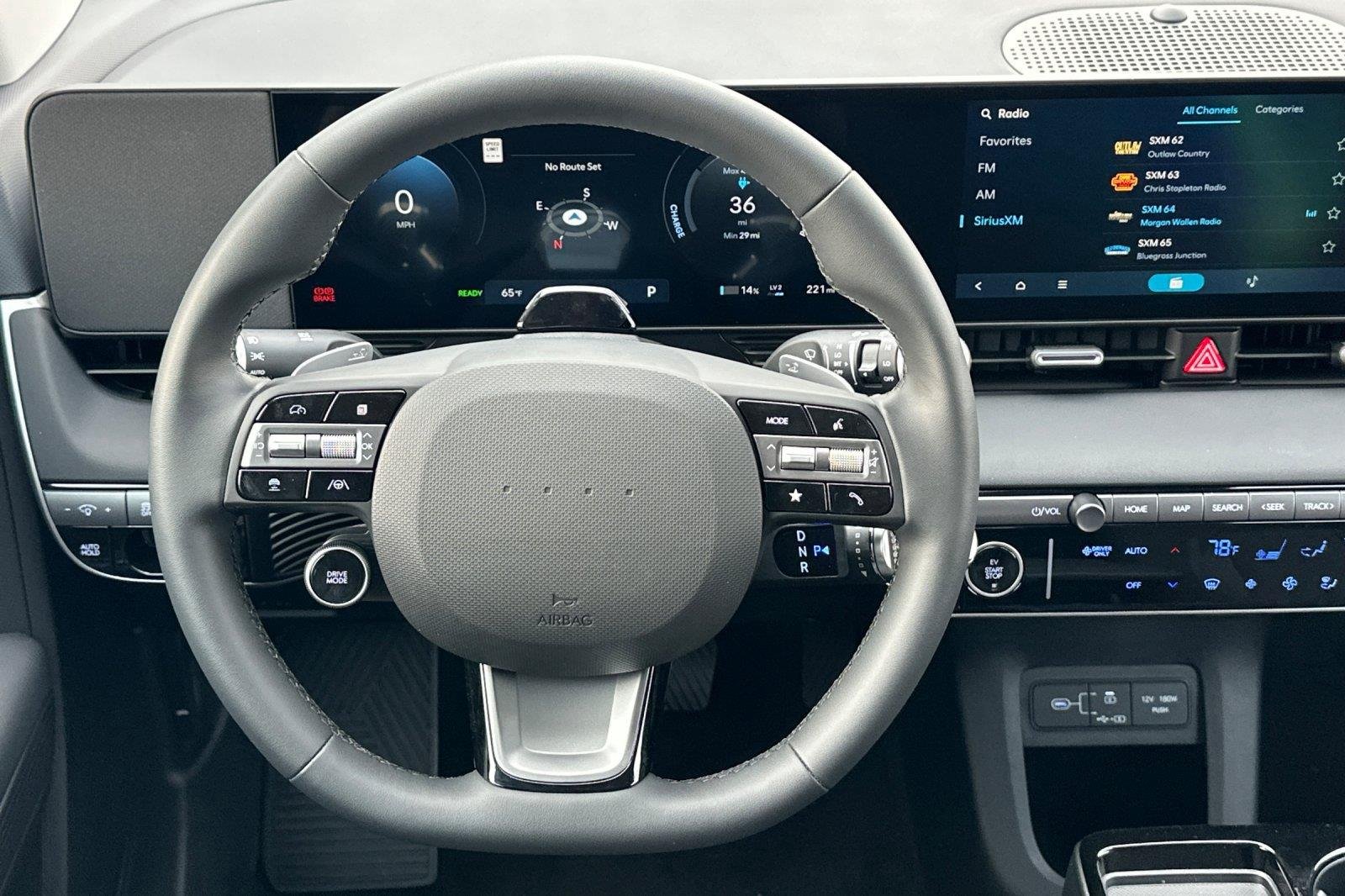 New 2026 Abyss Black Hyundai SE image 33