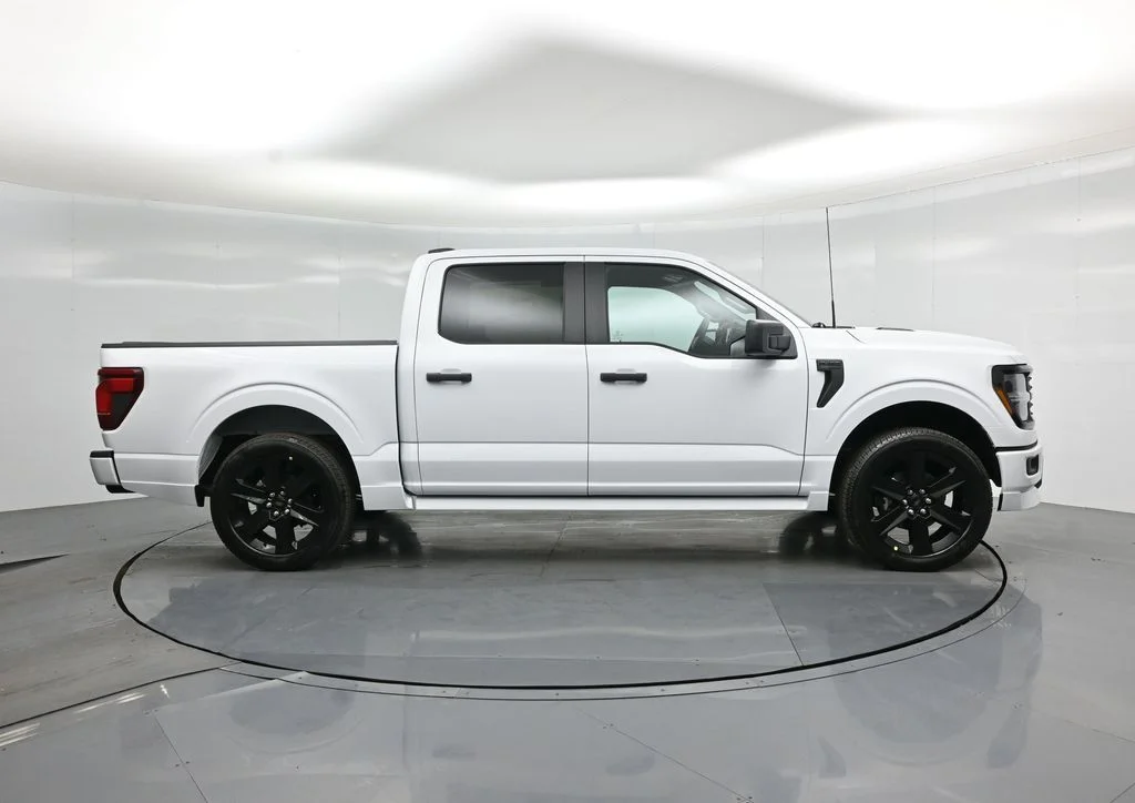 New 2026 Oxford White Ford STX image 20