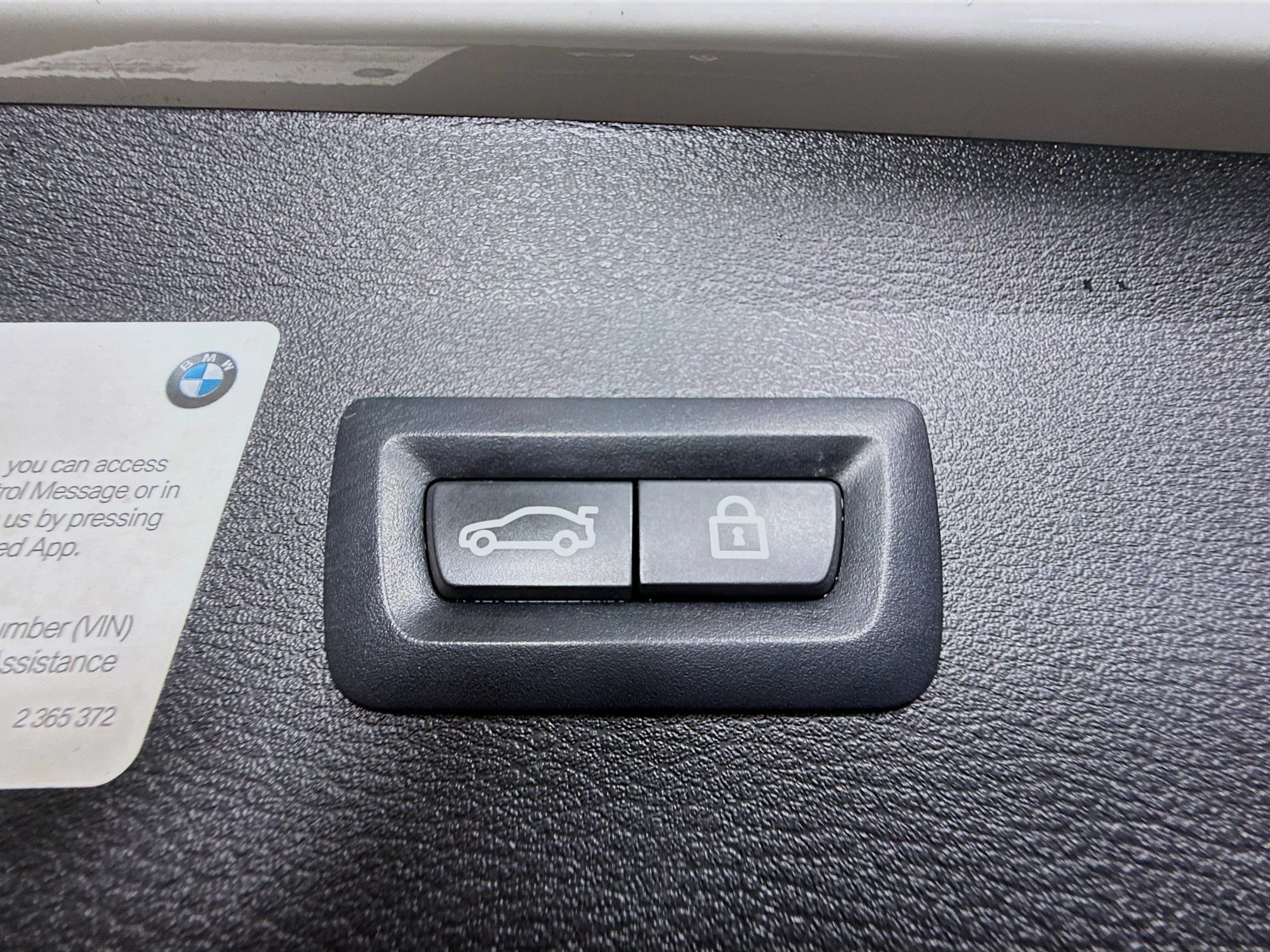 Used 2021 Alpine White BMW sDrive28i image 39