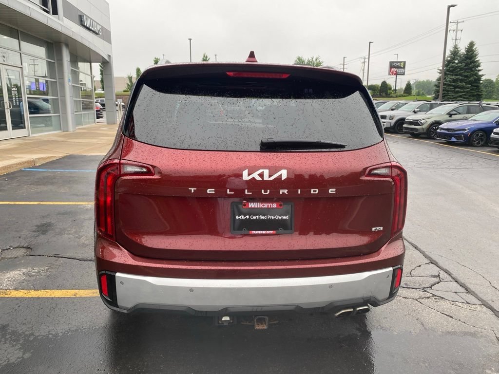 Used 2024 Dawning Red Kia S image 10