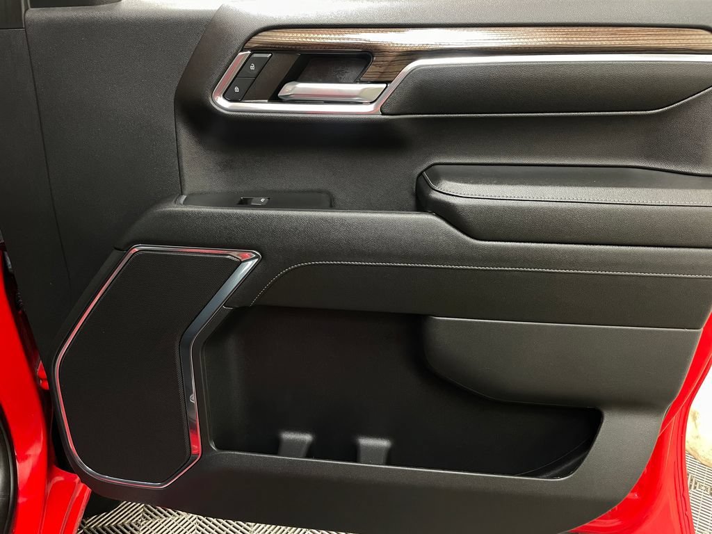 2024 Chevrolet Silverado 1500 LT - Photo 39
