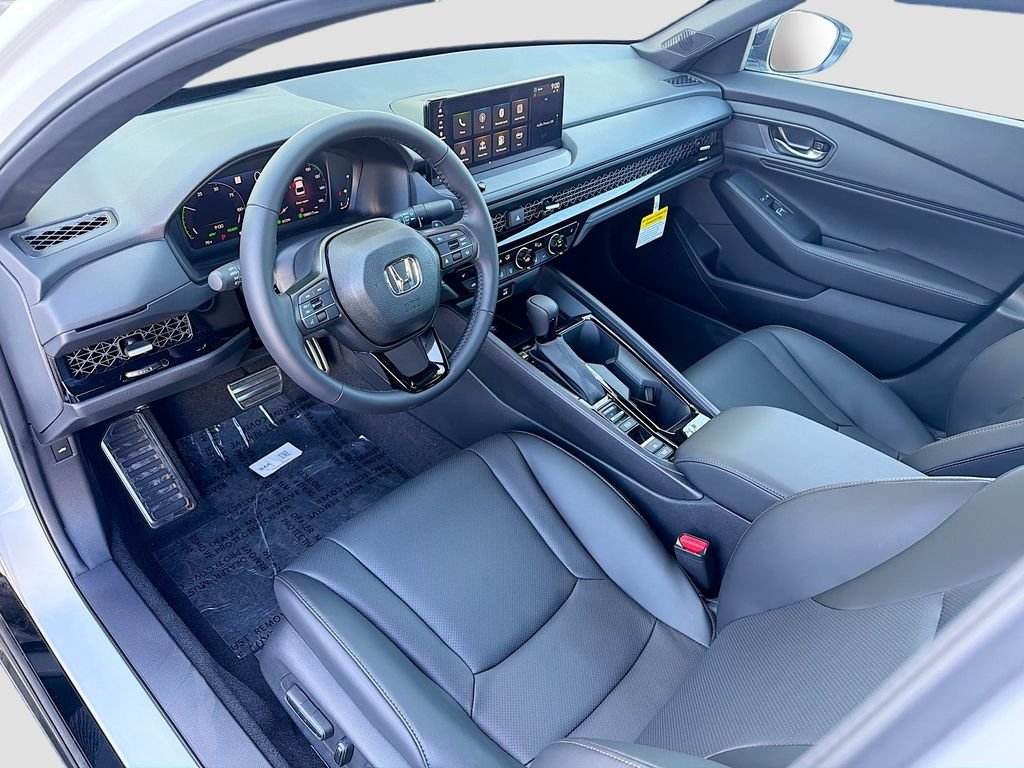 2026 Honda Accord Hybrid Sport-L - Photo 6