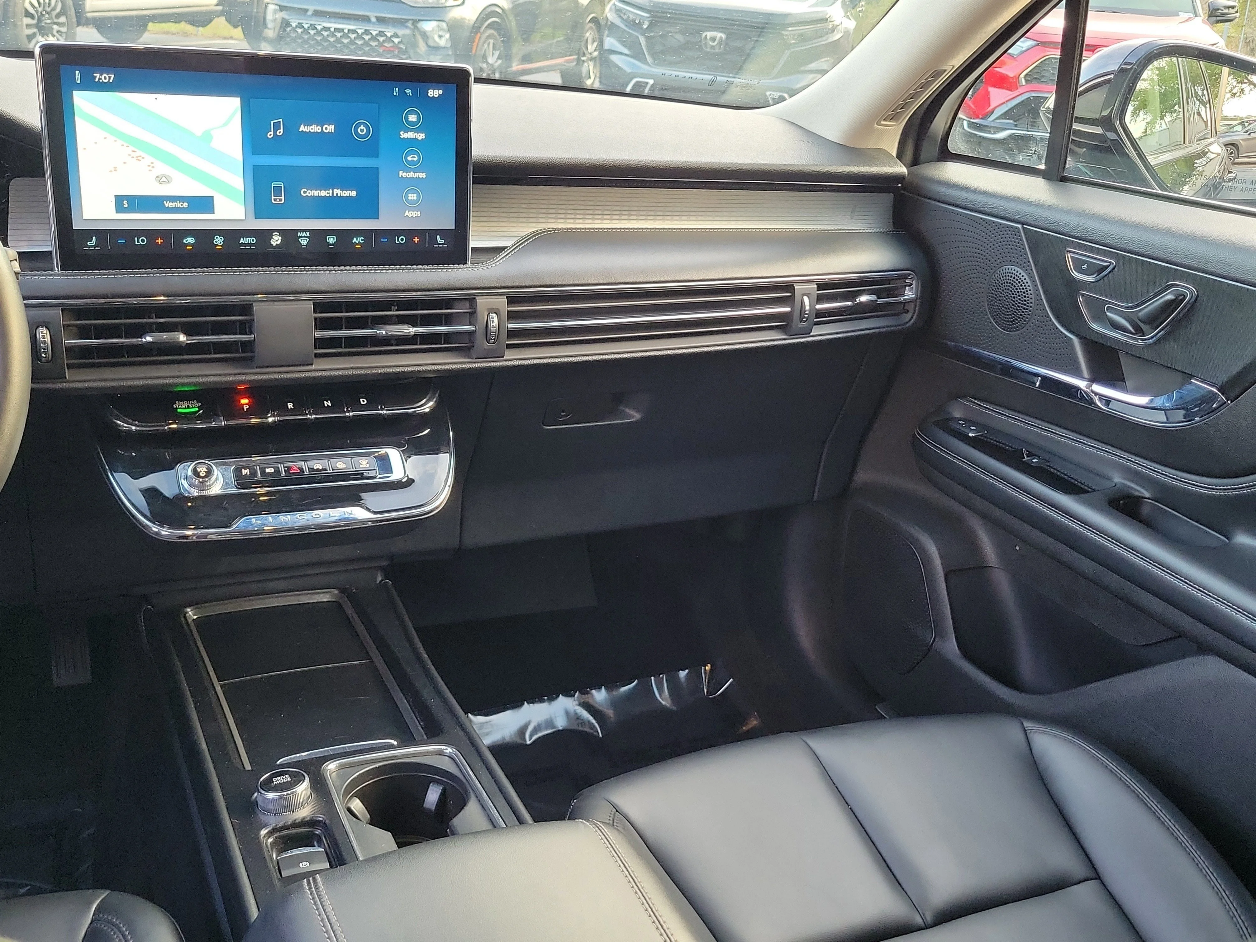 Used 2023 Black Metallic Lincoln Standard image 16