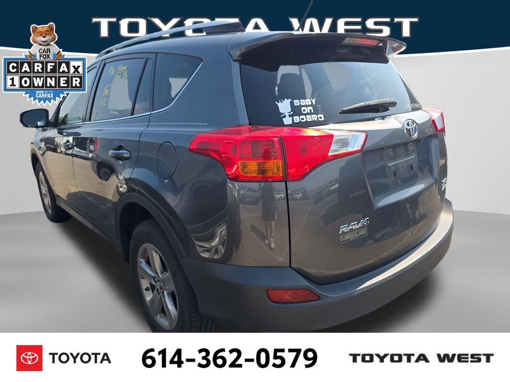 Used 2015 Gray Toyota XLE image 4