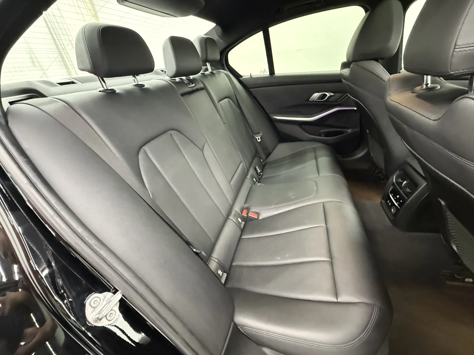 Used 2019 Jet Black BMW 330i xDrive image 36