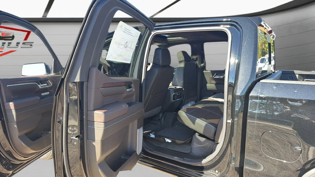 2026 GMC Sierra 1500 Denali - Photo 13