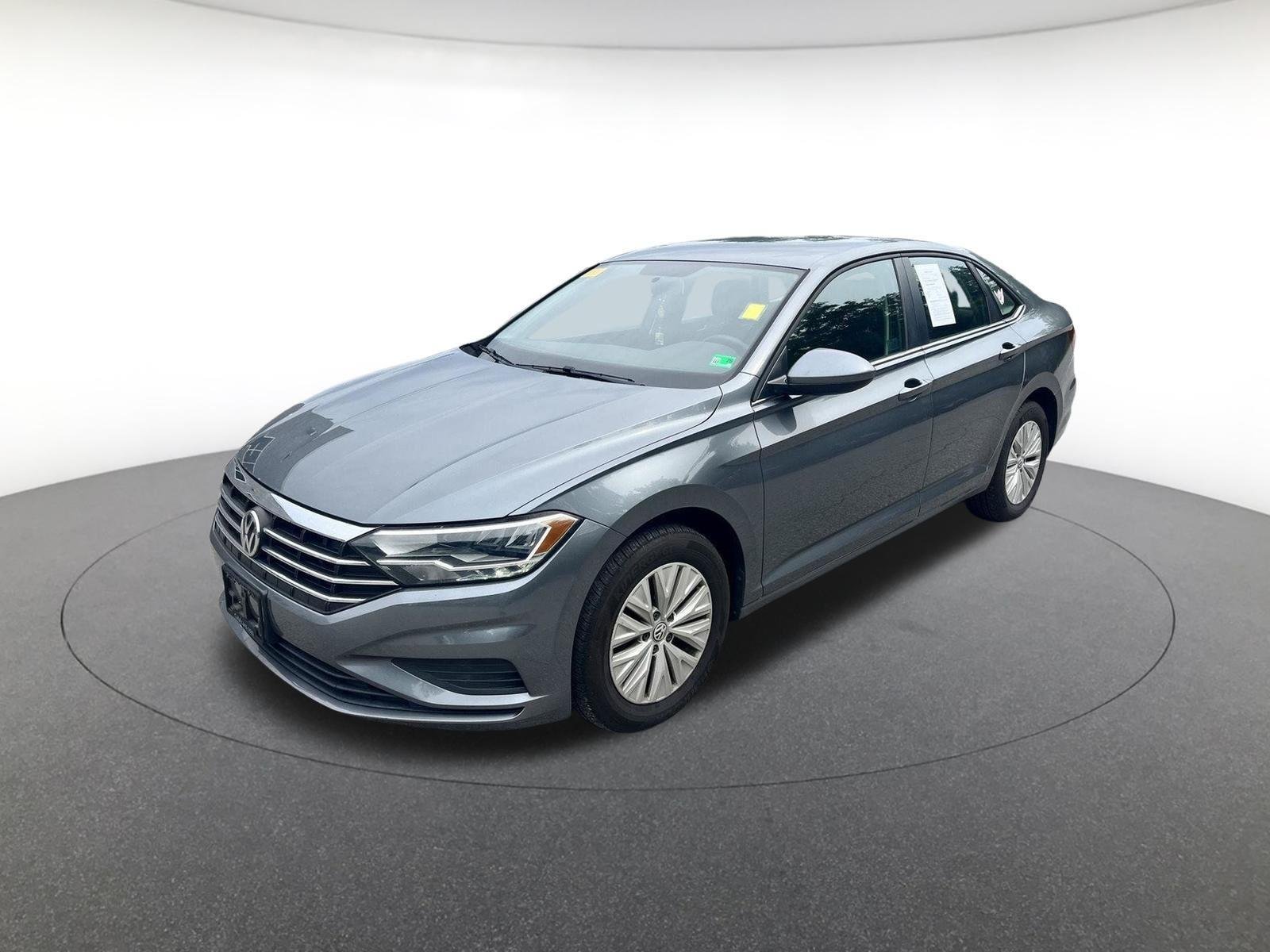 Used 2019 Platinum Gray Metallic Volkswagen S image 3