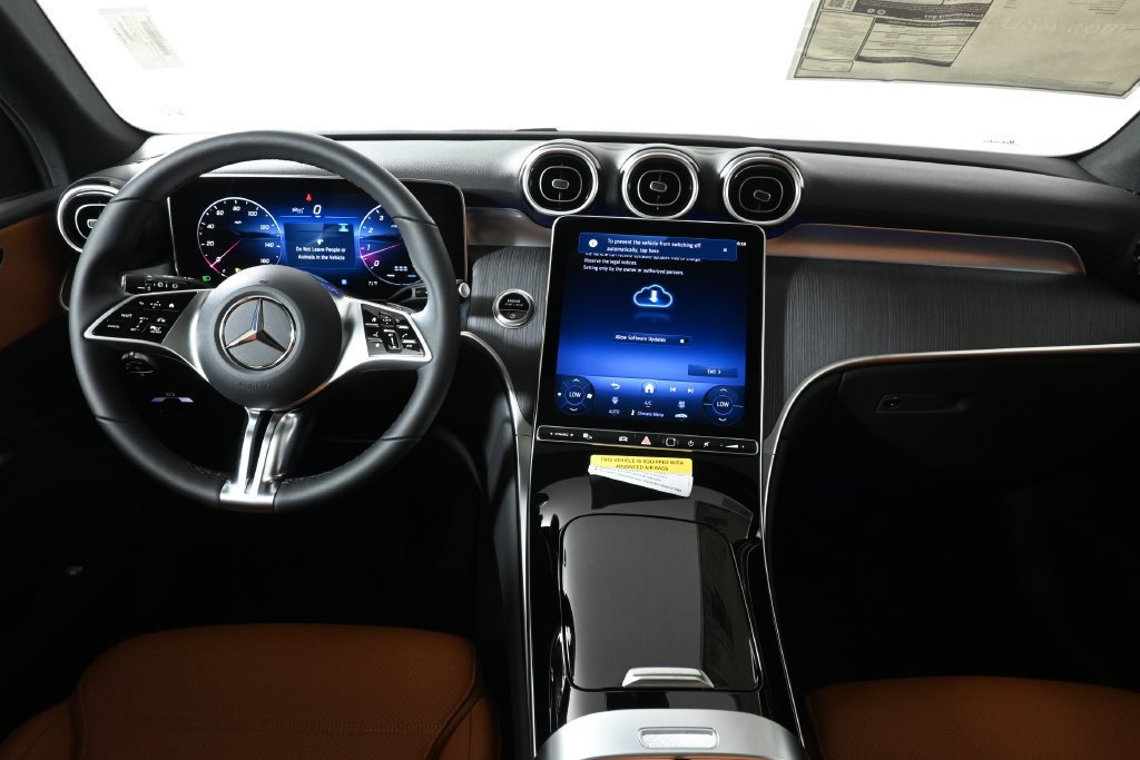 New 2027 Polar White Mercedes-Benz GLC 300 image 49