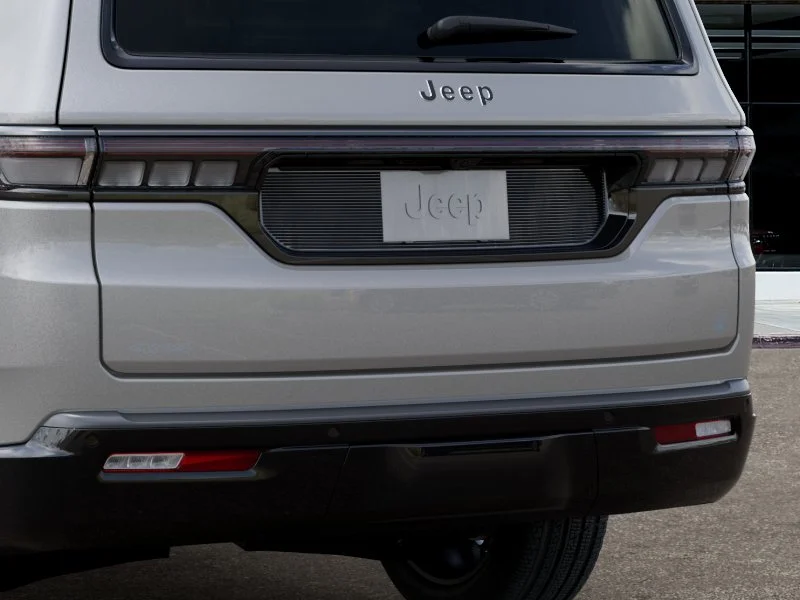 New 2026 Silver-Zynith Exterior Paint Jeep 85th Anniversary Edition image 39