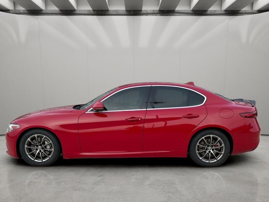 Used 2020 Alfa Romeo Giulia Base with VIN ZARFAMAN8L7636336 for sale in Brookshire, TX