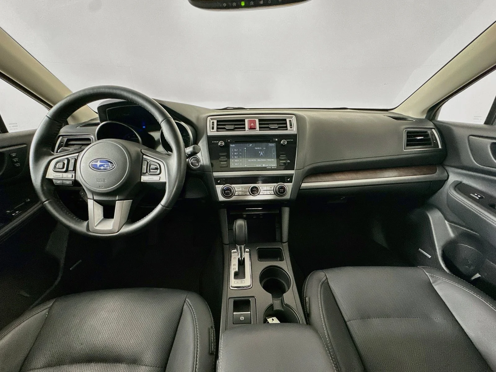 Used 2016 Red Subaru  image 14