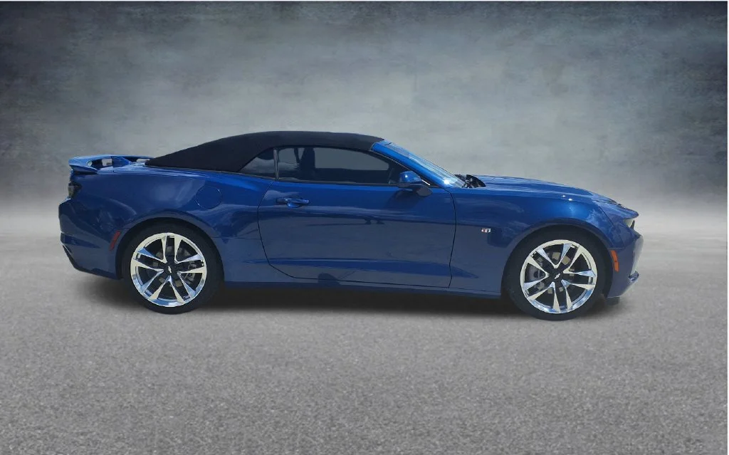 Used 2024 Blue Chevrolet 2LT image 8