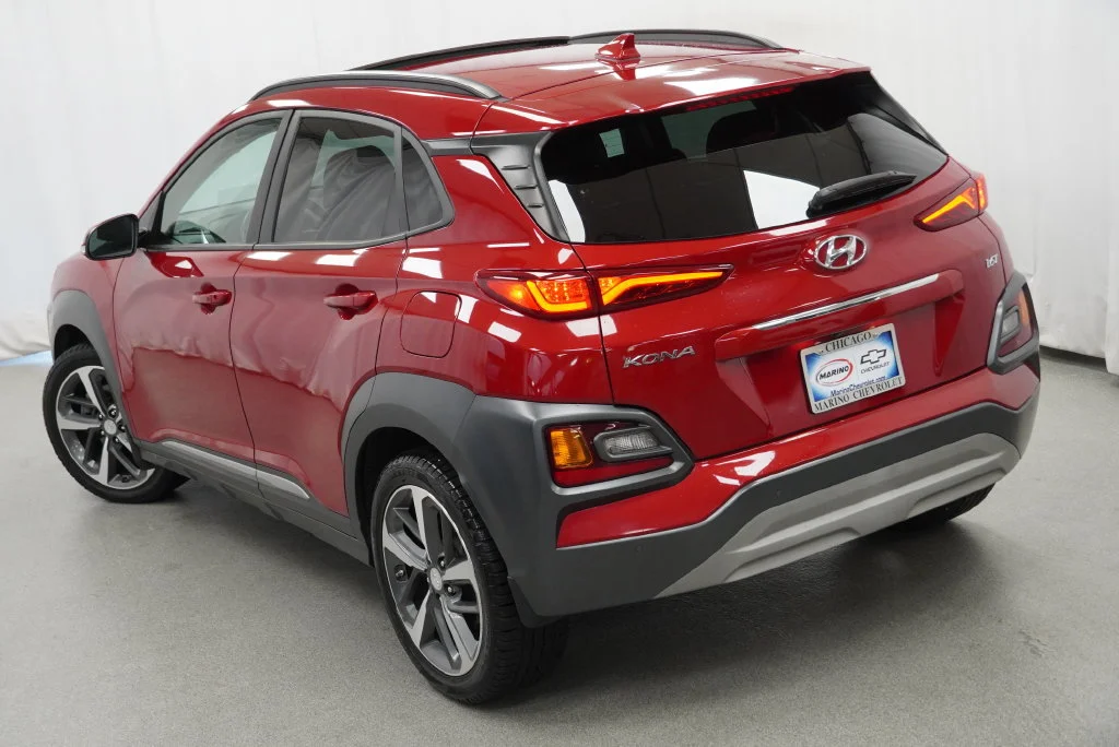 Used 2019 Red Hyundai Ultimate image 28