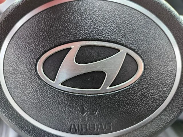 Used 2024 Gray Hyundai SEL image 33