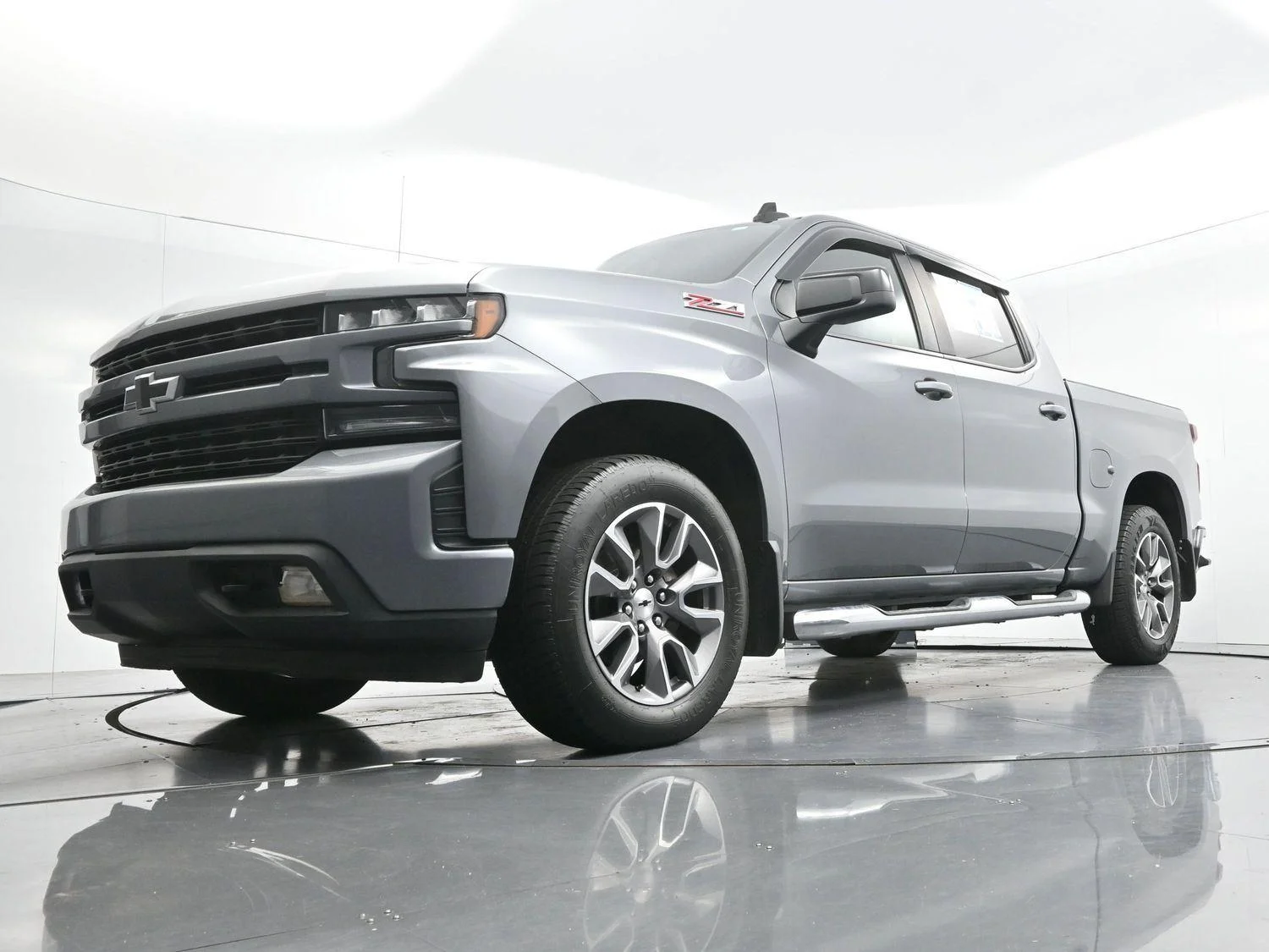 Used 2020 SATIN STEEL METALLIC Chevrolet RST image 46