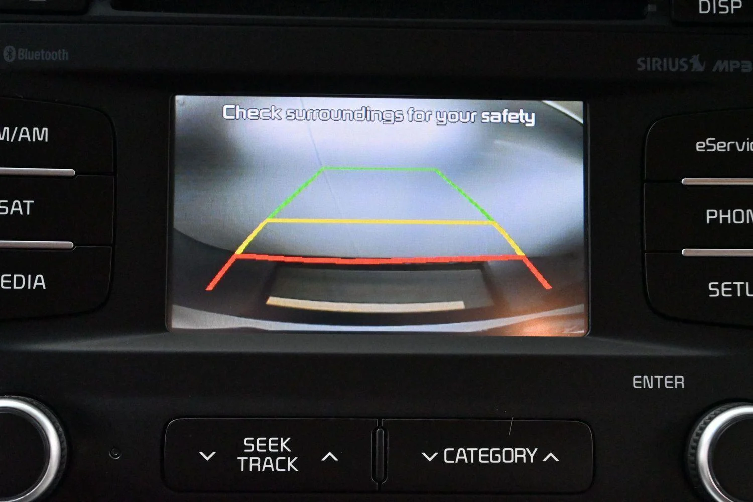 Used 2015 Snow White Pearl Kia LX image 23
