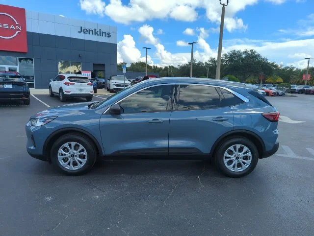 Used 2024 Blue Ford Active image 11