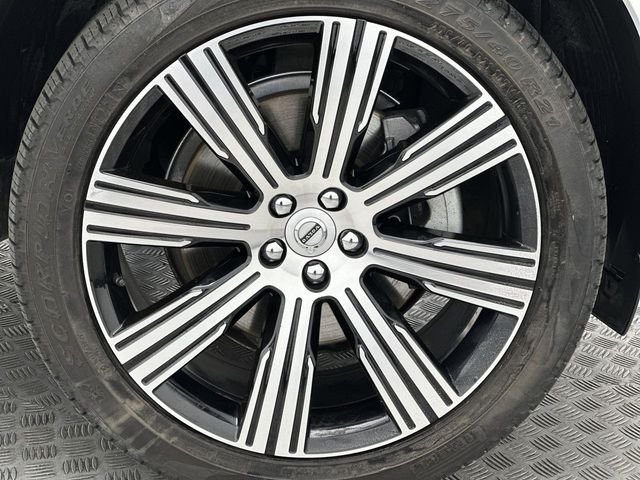 Used 2023 White Volvo Ultimate image 10