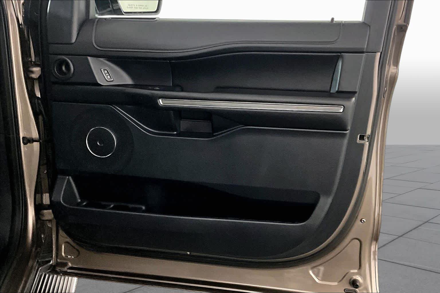 Used 2019 Stone Gray Metallic Ford XLT image 43