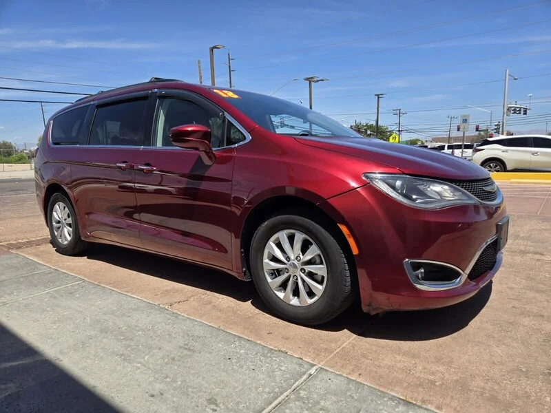 Used 2018 Velvet Red Pearlcoat Chrysler Touring Plus image 4