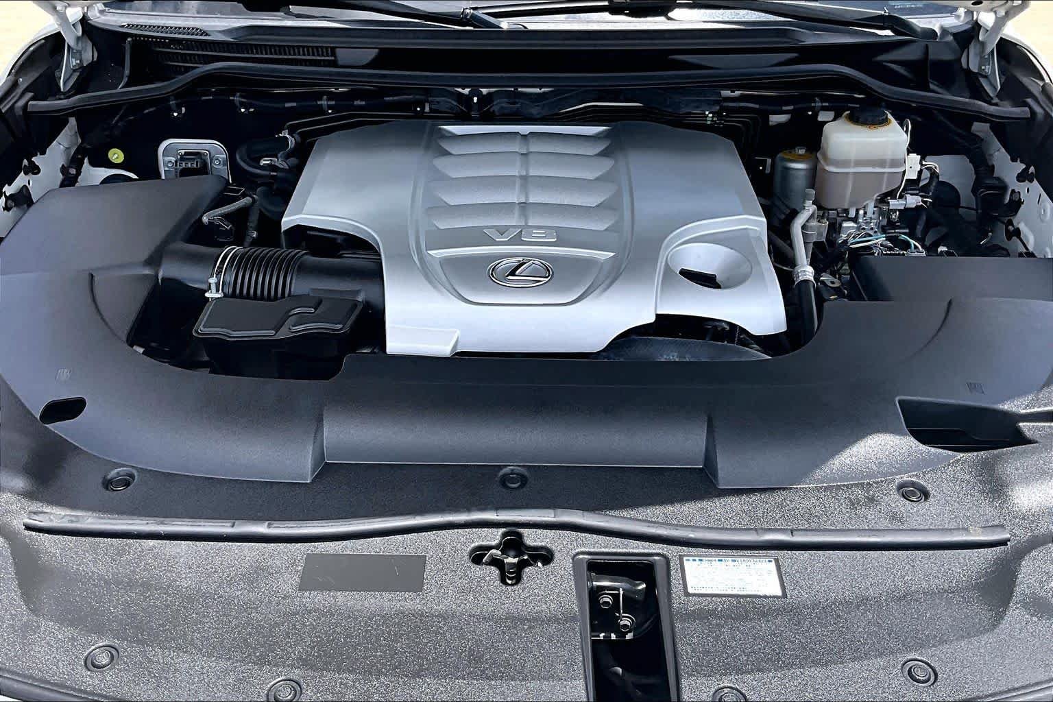 Used 2017 Starfire Pearl Lexus  image 30