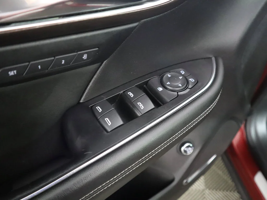 Used 2023 Cinnabar Metallic Buick Avenir image 45
