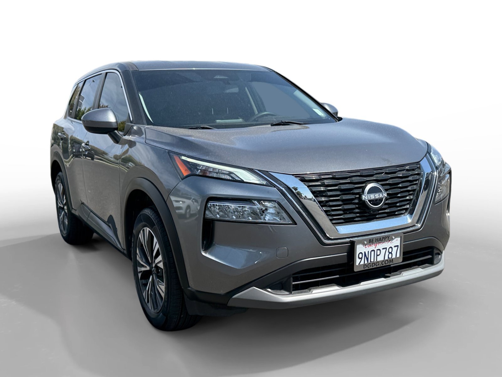 Used 2023 Gun Metallic Nissan SV image 7