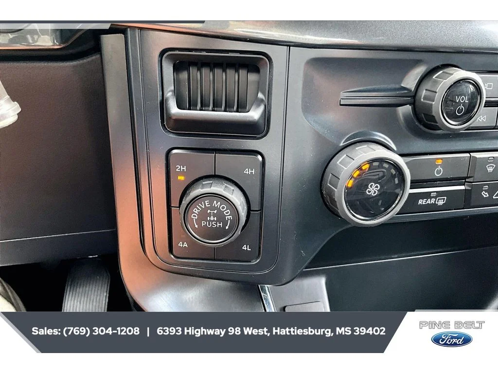 New 2026 Oxford White Ford STX® image 22