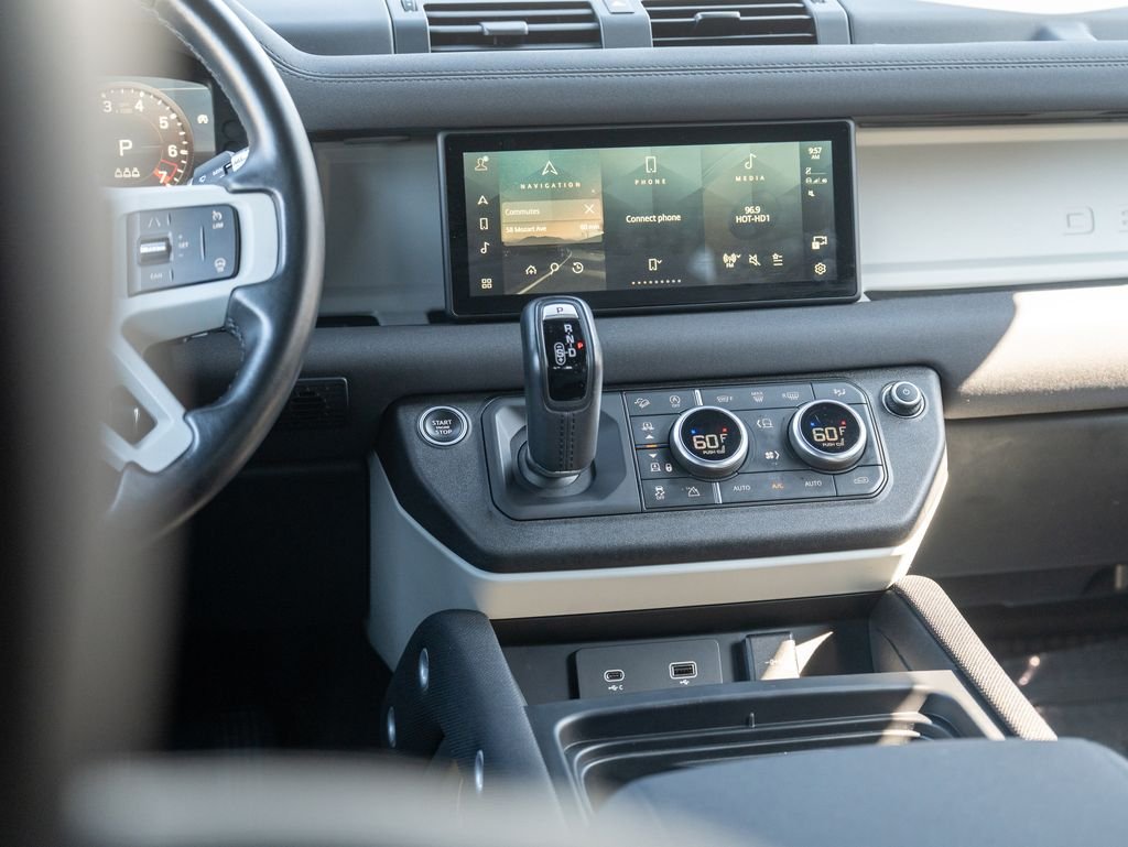 Certified Used 2022 Gray Land Rover X-Dynamic SE image 20