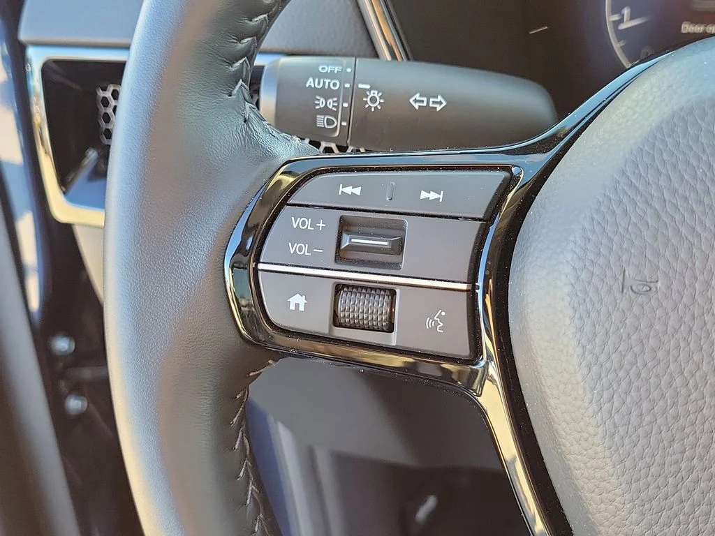 Certified Used 2025 Blue Honda EX-L image 24