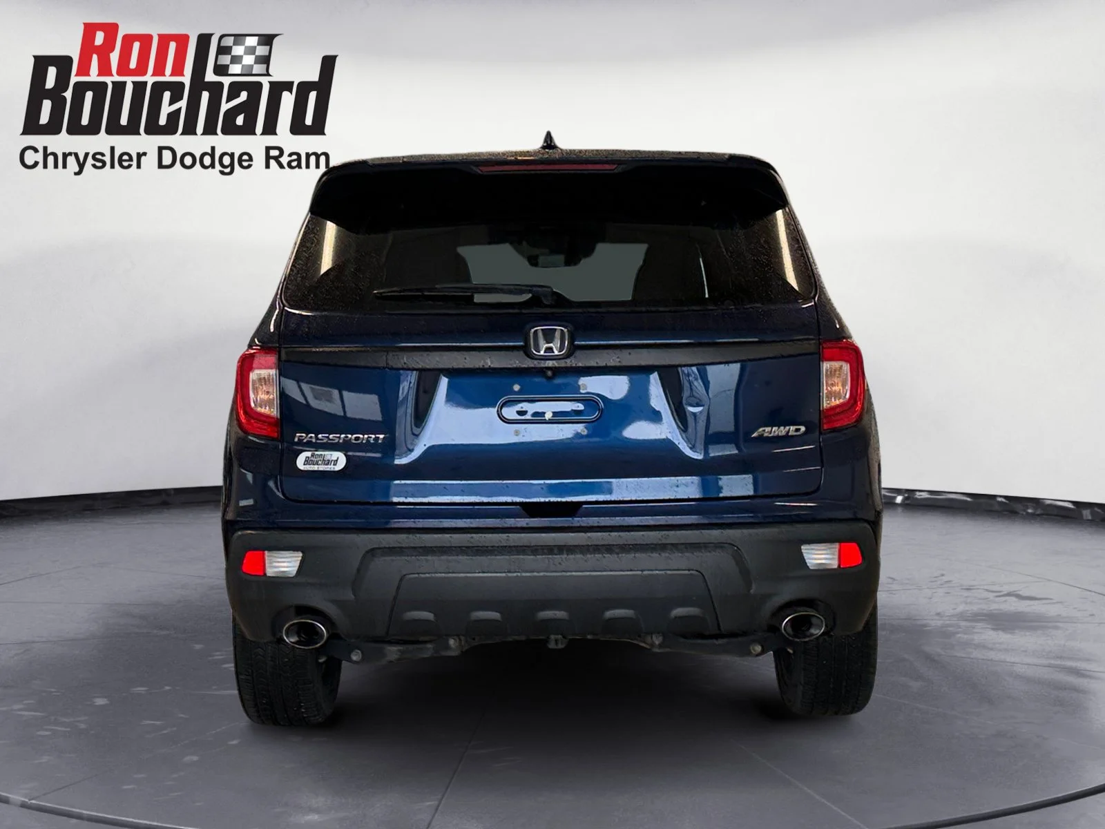 Used 2019 Obsidian Blue Pearl Honda EX-L image 3