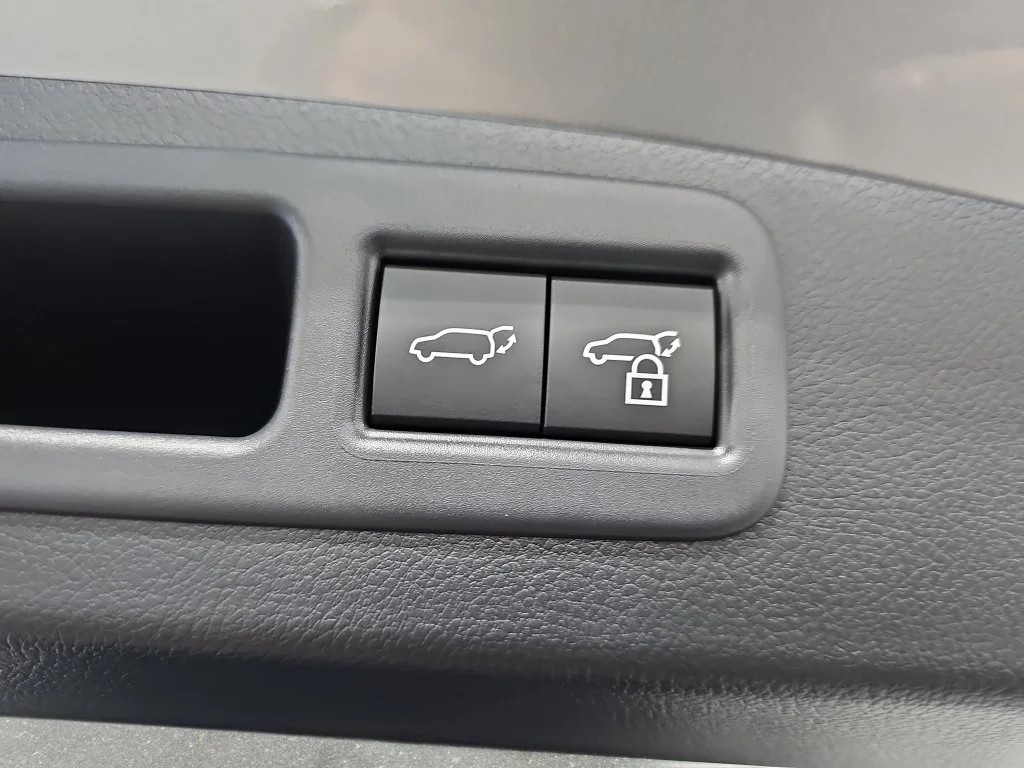 New 2026 Iridium Lexus PREMIUM PLUS image 13