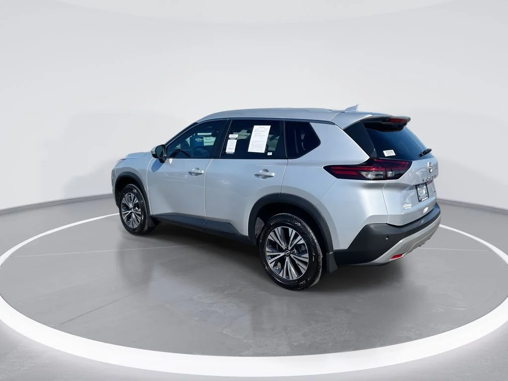 Used 2023 Silver Nissan SV image 6