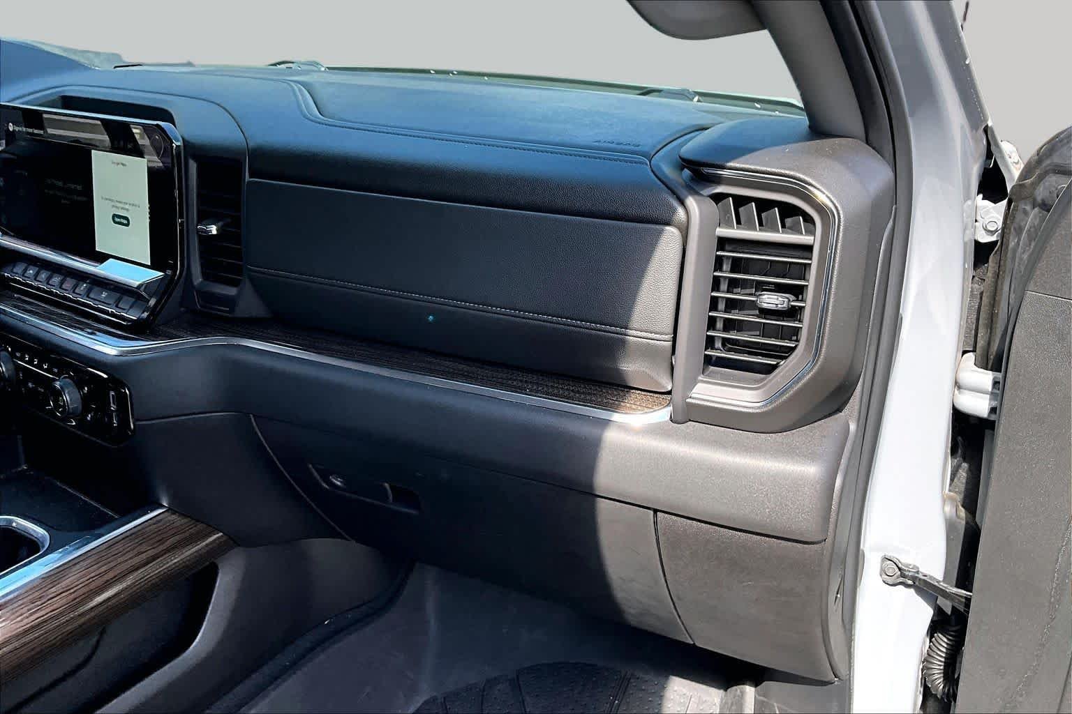 Used 2025 Slate Gray Metallic Chevrolet RST image 17