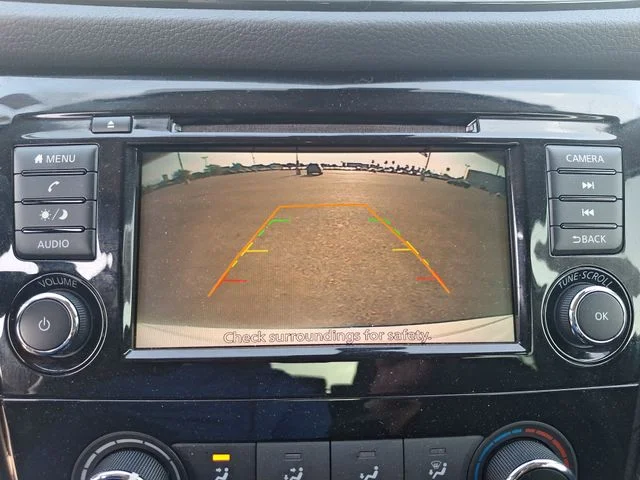 Used 2020 White Nissan S image 12